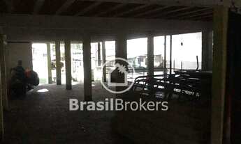 Imagem 4: Galpão com mais de 900 m2 em Quintino