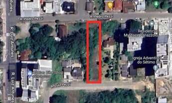 Imagem: Lote com 3 Dormitorio(s) localizado(a) no