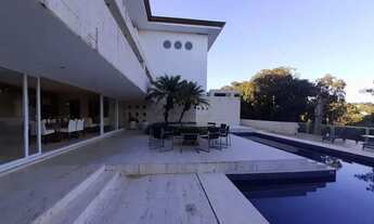 Imagem 4: Casa de Alto Padrão à venda em Condomínio em São João, Curitiba-PR: 4 suítes e 8 vagas - 1