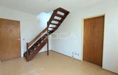 Imagem 2: Apartamento Duplex para alugar com 1 quarto, sendo 1 suíte no Centro, em Ribeirão Preto
