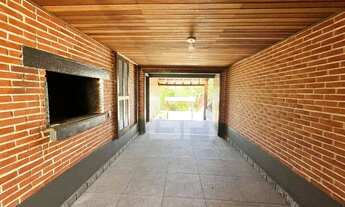 Imagem 7: Casa à venda no bairro Renascença em Gravataí com piscina e ótima área construída