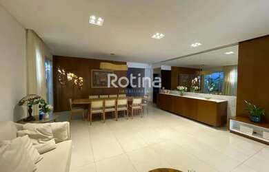 Imagem 2: Casa de alto padrão com 3 suítes - Condomínio Villa dos Ipês