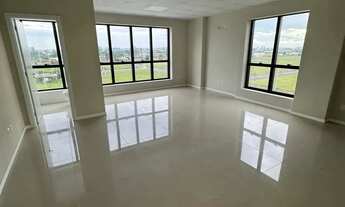 Imagem 6: Sala comercial térrea com aproximadamente 60 m²