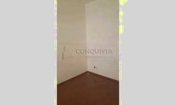 Imagem 2: Apartamento de 1 dormitório com armário, sala, cozinha, banheiro, área de serviço e 1 vaga