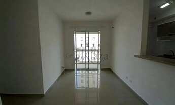 Imagem 2: Oportunidade - Apartamento - Centro - City Life - 2 Dormitórios - 58m²