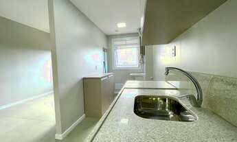 Imagem 6: Apartamento com 2 dormitórios para alugar, 54 m² por R$ 1.950,00/mês - Teresópolis - Porto