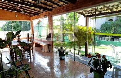 Imagem 7: Casa com 2 quartos e excelente área externa em rua asfaltada próximo ao centro comercial