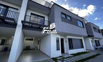 Imagem 3: Sobrado Triplex em condomínio com 3 suítes, 2 vagas de garagem no Santa Felicidade - Curit