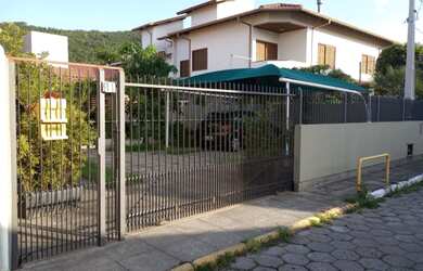 Imagem 2: Vende-se Casa na Barra da Lagoa