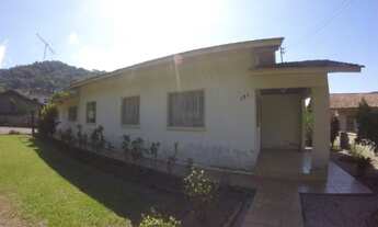 Imagem 3: Amplo terreno e casa residencial de alvenaria escriturada na Santa Terezinha, local tranqu