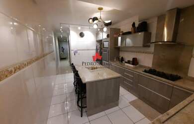 Imagem 4: Sobrado frontal 3 Suítes e 3 Vagas na Penha