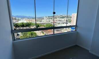 Imagem 2: Apartamento para venda tem 72 metros quadrados com 3 quartos em Barreiros - São José - SC