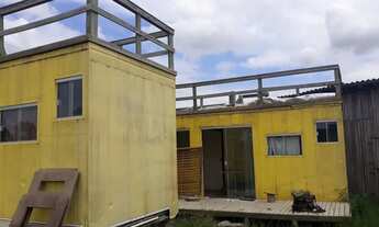 Imagem: Vendo 2 containera pelo preço de um. Barbada