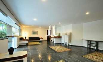 Imagem 2: Apartamento em Moema com 140m2 3 dormitórios 2 banheiros 2 vagas de garagem