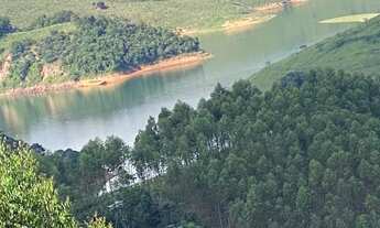 Imagem 3: Quem investe em terra não erra!