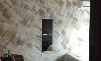 Imagem 3: Apartamento no terreo, 2 quartos, garagem coberta, com grades, sacada com churrasqueira