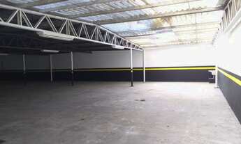 Imagem 6: Prédio Corporativo com 11 andares, 78 vagas de garagem disponível para locação no Centro d