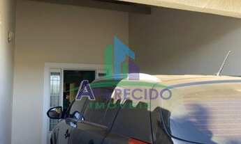 Imagem: Casa com 3 quartos - Bairro Vila Brasília