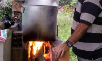 Imagem 3: Vende-se um sítio no Apaco ao lado da Cidade Operária<br&gt