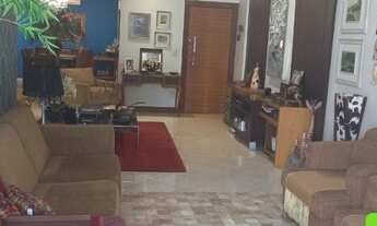 Imagem: Amplo apartamento com 4 quartos na quadra