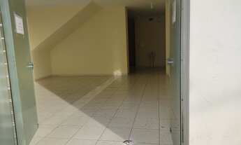 Imagem 4: Sala comercial Galpão / depósito com aluguel por R$2.000 /mês