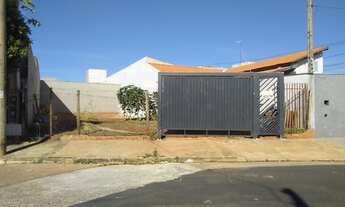 Imagem: Mirassol - Terreno Padrão - Centro