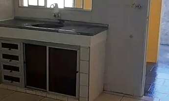 Imagem 4: Casa de fundos Casa com 1 dormitório