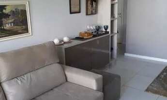 Imagem 2: Apartamento para venda possui 61 metros quadrados com 2 quartos em Centro - Niterói - RJ