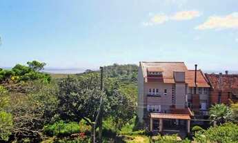 Imagem 6: BAIXOU, PREÇO PROMOCIONAL. Sobrado 3 dormitórios, 1suíte, com área gourmet com churrasque