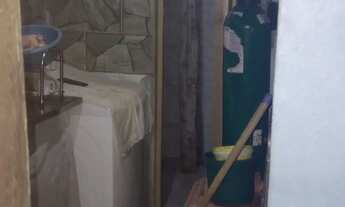 Imagem 4: Duas casas e um ponto comercial