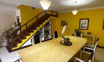 Imagem 6: Casa de condomínio para aluguel e venda tem 297 metros quadrados com 4 quartos