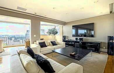 Imagem 2: Cobertura duplex para venda tem 315 metros quadrados com 3 quartos