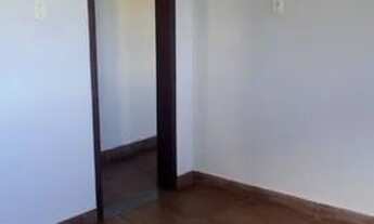 Imagem 2: Casa pequena com garagem no Ipiranga