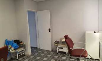 Imagem 5: Vendo casa na 13 de Julho, ideal para clínica, serviços, ou residência