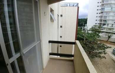 Imagem 2: Apartamento para venda com 63 metros quadrados com 2 quartos em Parque Enseada - Guarujá