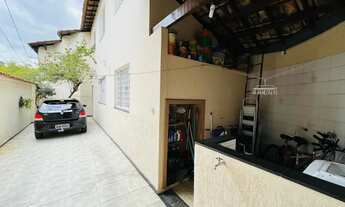 Imagem 2: Casa com 3 dormitórios à venda em Belo Horizonte