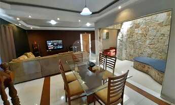 Imagem: 5 minutos a pé Pepe Supermercado