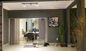 Imagem 7: Casa de luxo em condomínio fechado na Rua 10A em Vicente Pires com área gourmet e piscina