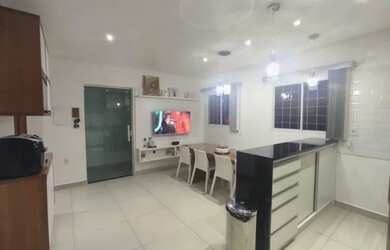 Imagem 7: Alugo Casa com Fino Acabamento Estilo Duplex Super Mobiliada