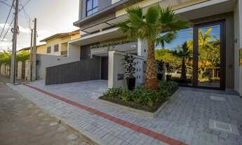 Imagem 4: Cobertura Duplex a venda, localizada a 90 metros da Praia de Canto Grande em Bombinhas, co