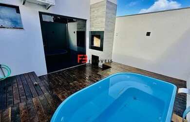 Imagem 6: Sobrado para venda possui 115 metros quadrados com 1 quarto em Mariscal - Bombinhas - SC