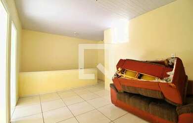 Imagem 4: Casa para Aluguel - Santa Teresinha, 2 Quartos, 180 m2