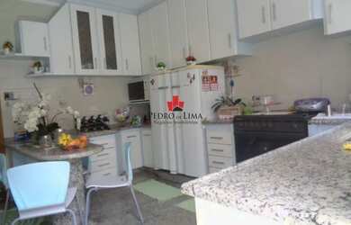 Imagem 5: Sobrado de 3 Dormitórios, 1 suíte, 3 Salas, Cozinha Planejada e 5 Vagas na Vila Matilde