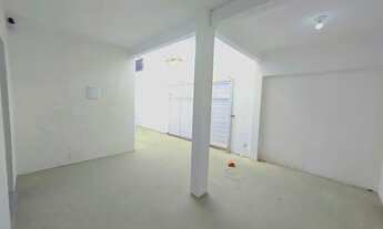 Imagem 3: Casa Duplex com 9 ambientes com recepção na COHAB