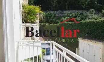 Imagem 2: Casa em Condomínio com 3 Suítes, Varanda e 2 Vagas à Venda na Tijuca!!! Próximo ao Largo d