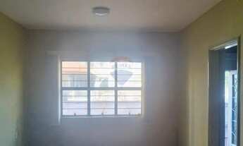 Imagem 3: Alugo casa na Região Central de Sorocaba, 4 dormitórios e 2 banheiros com garagem