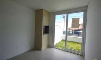 Imagem 3: 50metros da Praia da cachoeira, rua privativa, 2dorm/1suite, garagem coberta