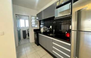 Imagem 4: APARTAMENTO COM 2 QUARTOS SENDO 1 SUÍTE E 2 VAGAS DE GARAGEM NO CENTRO DE FLORIANÓPOLIS