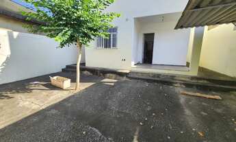 Imagem 3: Casarão independente com amplo quintal a 10 min a pé da estação de trem