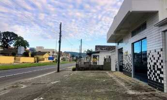 Imagem 7: Casa com salas Comerciais na Via Rápida em Criciúma